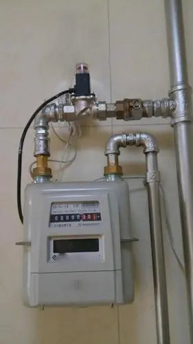 Can a damaged gas meter cause a gas leak? What is the role of a gas alarm?